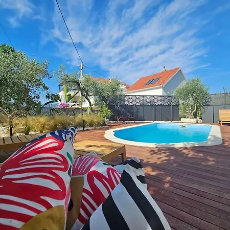 Pool House Arbanija Holiday home