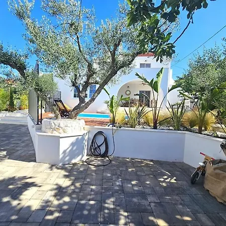 Pool House Arbanija Holiday home Trogir